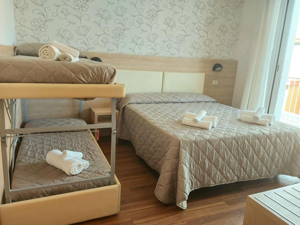 Hotel Monica Rímini