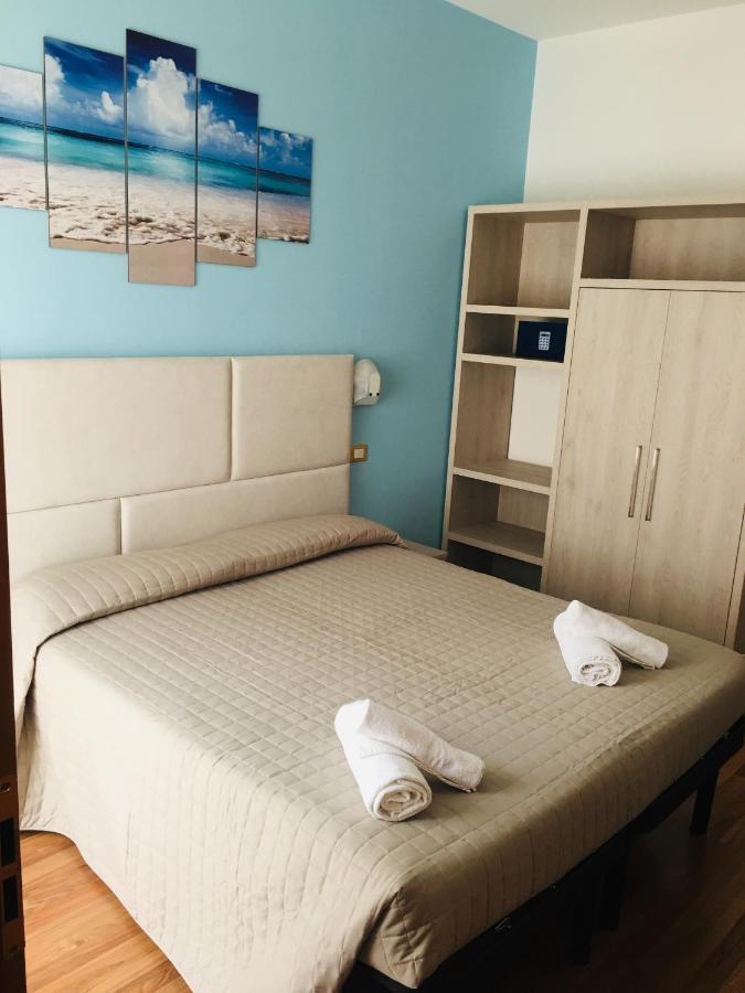 Monica Hotel 3*